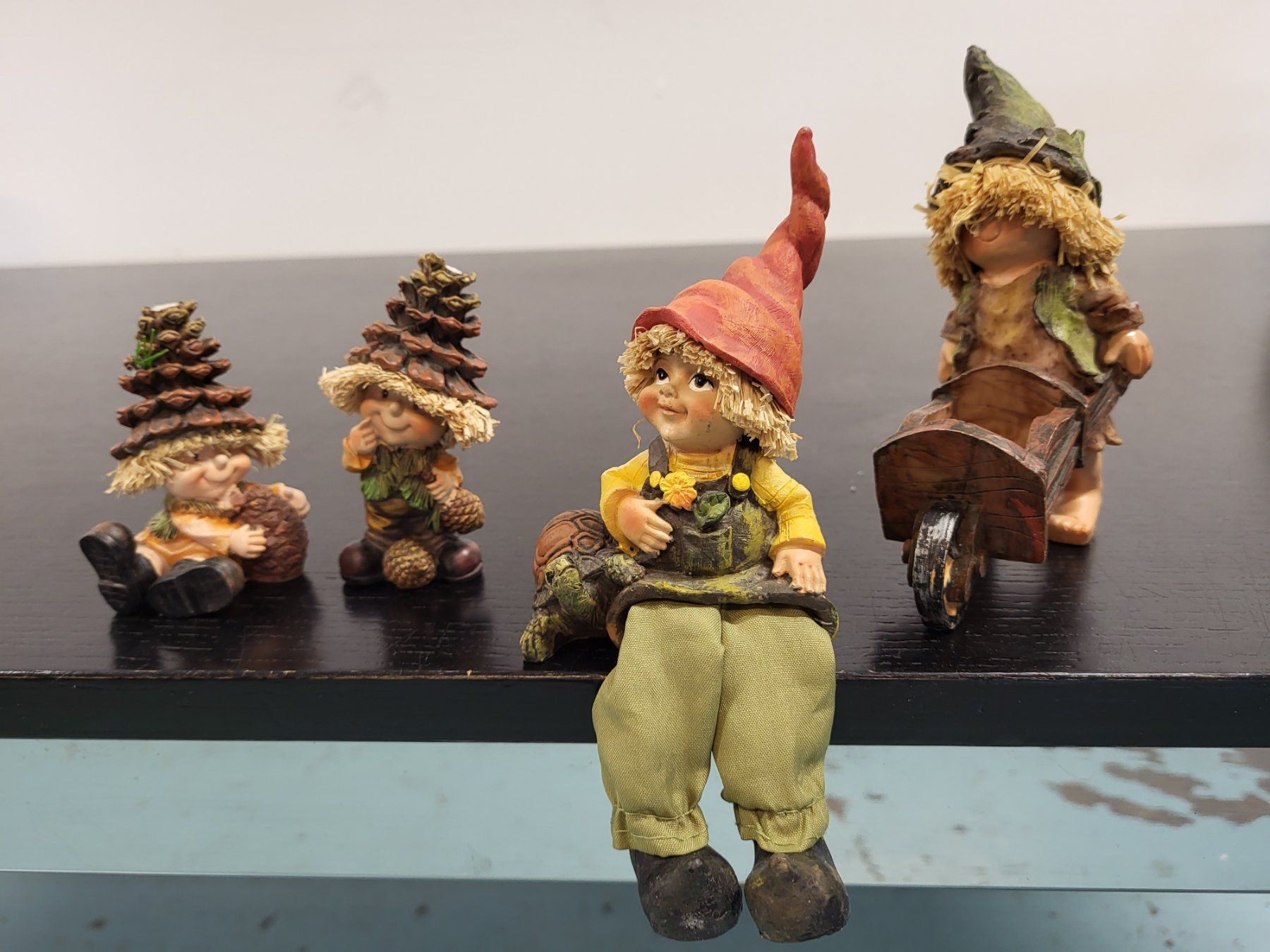 Tutte le decorazioni: 15 Dekofiguren Wichtel Gnome Zwerge – Usato da Brügg BE venduto da POU-BELLE 1