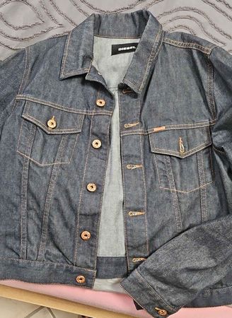 Coole Diesel Jeansjacke für die Übergangszeit, Grösse M