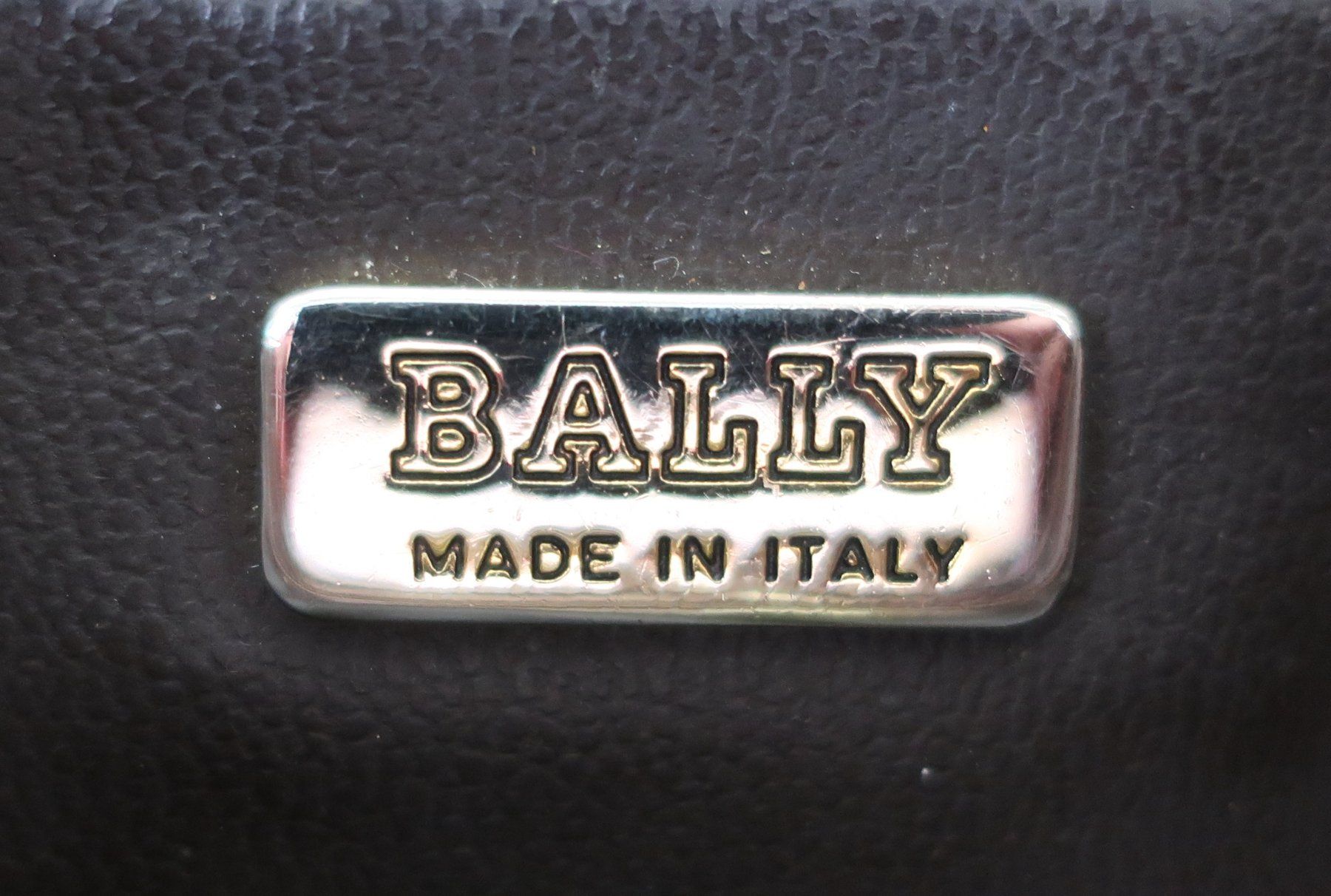 Bally Taschen für Damen: Vintage Ledertasche von Bally – Gebraucht aus Volketswil von brockipfannenstil 6