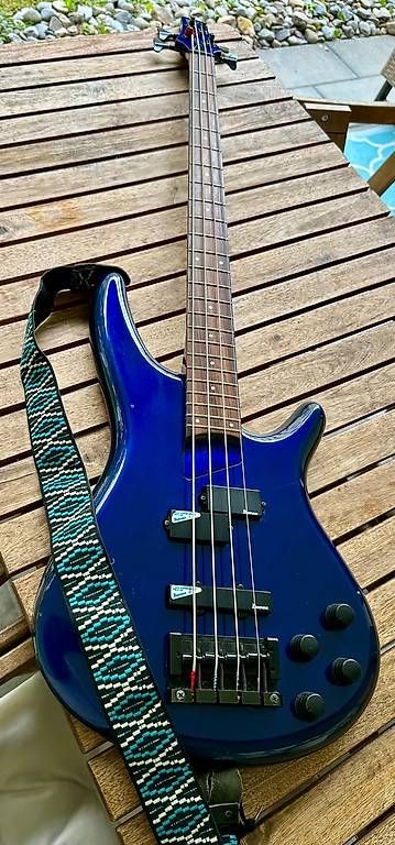 Strumenti musicali: Ibanez SR800 Made in Japan E-Bass – Usato da Luzern venduto da RamErn