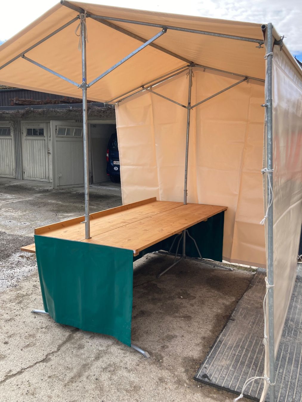 Altro per Eventi aziendali & Feste: Marktstand von Fehrtech in einem Top Zustand – Usato da Winterthur venduto da isa_6jj9 1
