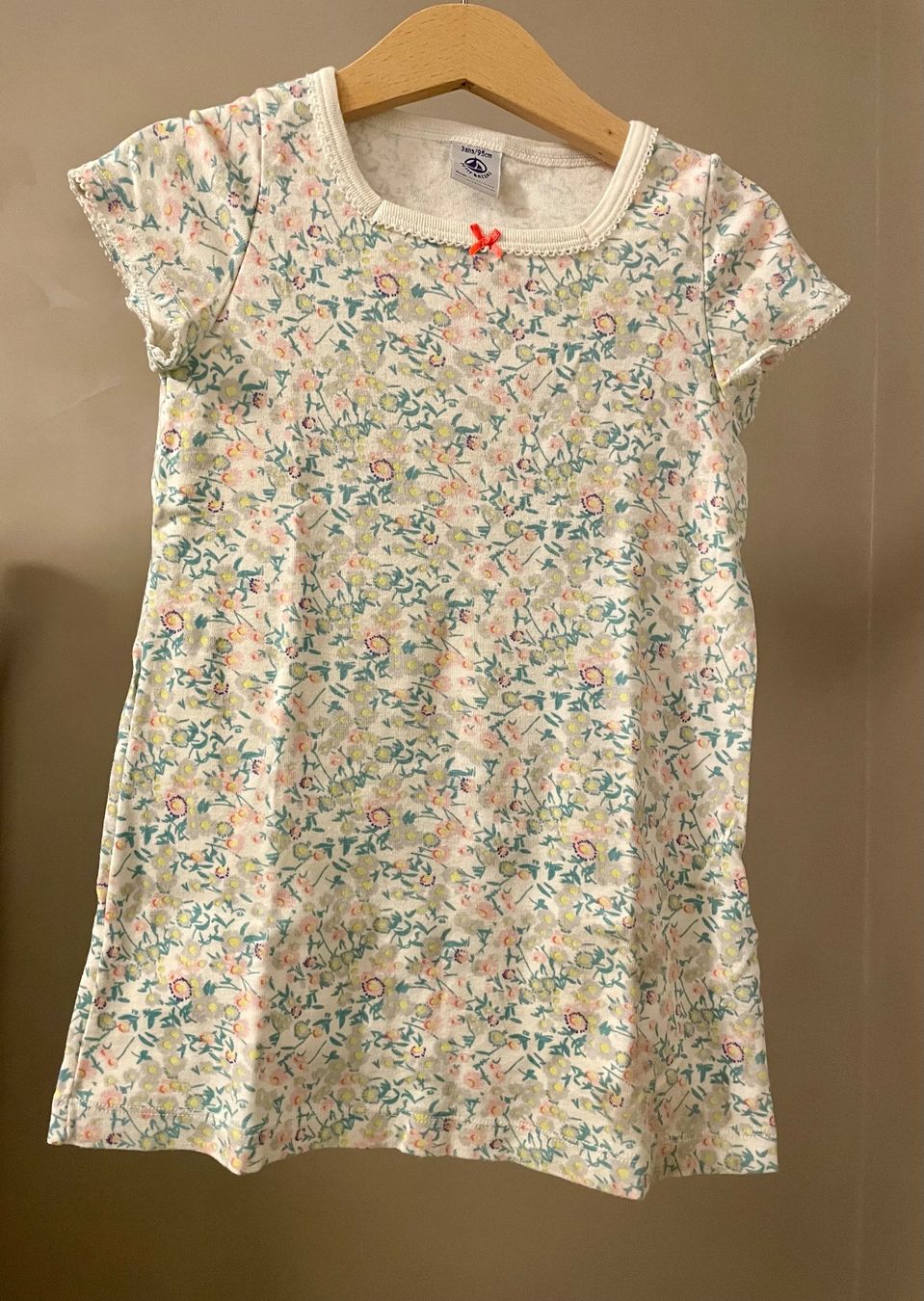 Petit Bateau Pyjamas & Ähnliches: Petit Bateau Nachthemd Gr.95/3 ans – Gebraucht aus Grellingen von dinge
