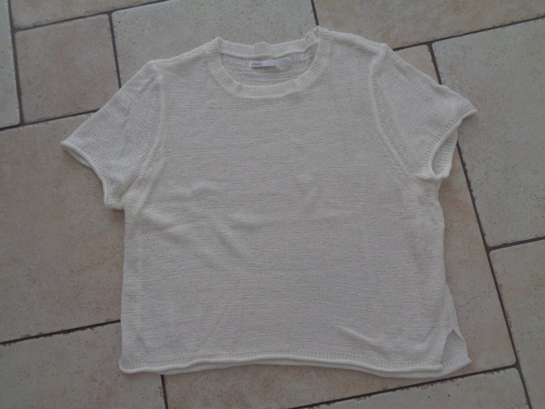 Only T-shirts: Shirt  Only  Grösse M – D'occasion à Kreuzlingen par Robi-2003