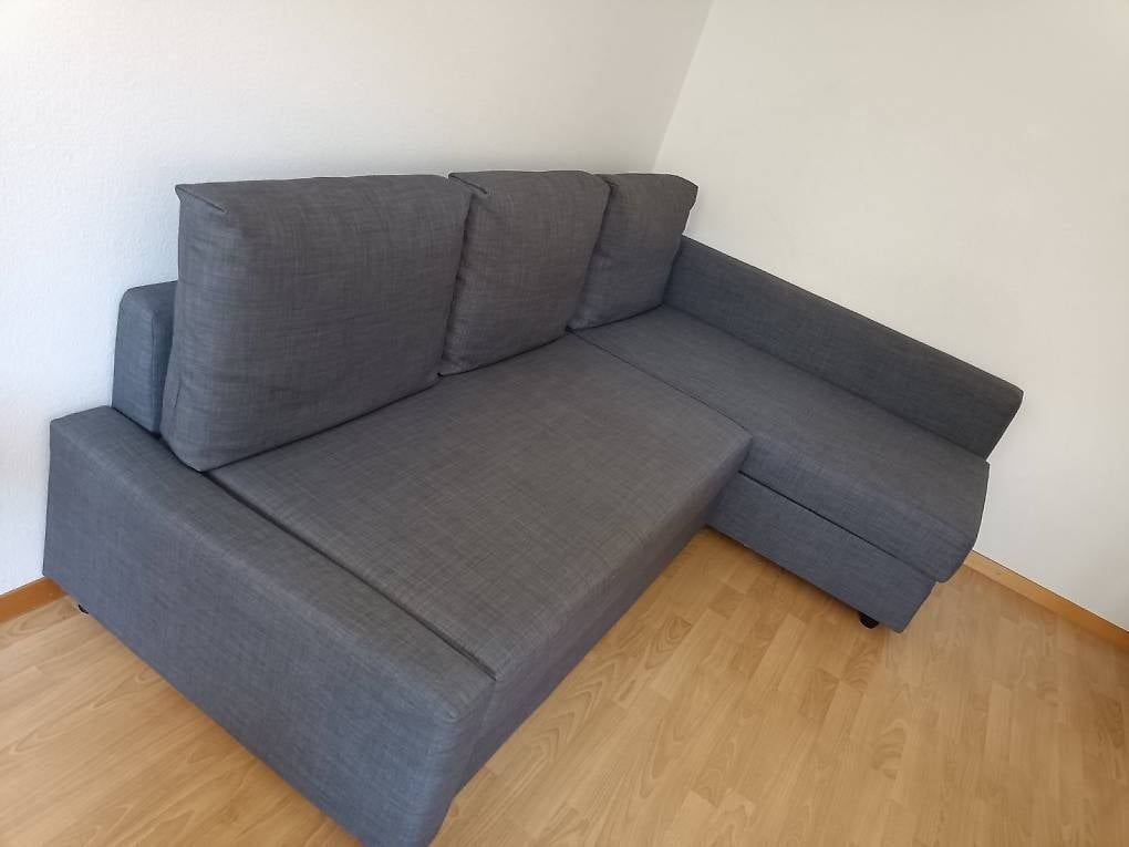 Sofas: FRIHETEN Eckbettsofa mit Bettkasten  CHF 260 – Gebraucht aus Langenthal von kat_fcy9