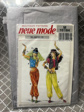 Schnittmuster Orientalische Kleider