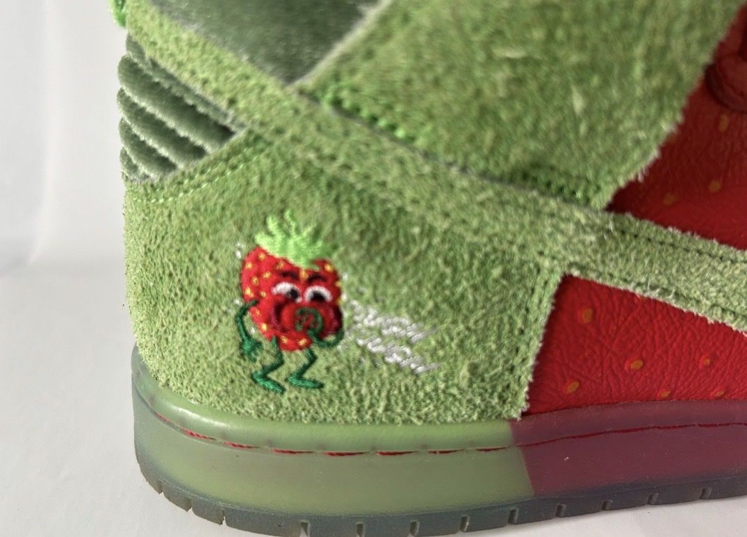 Scarpe da uomo: Nike SB Dunk High Strawberry Cough  – Usato da Frenkendorf venduto da Niels0370 3