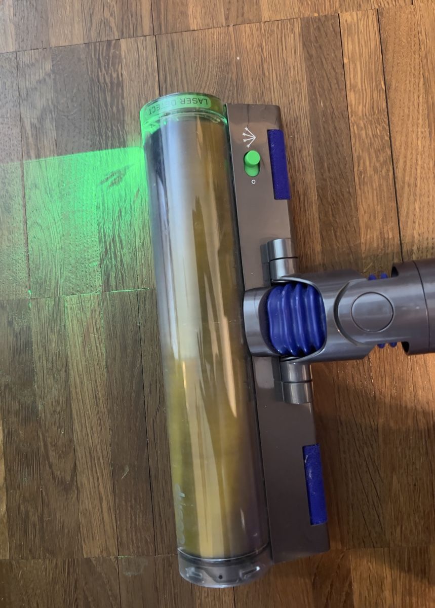 Dyson Aspirapolveri & Accessori: Dyson V12 Detect Absolute mit neuem Akku u Filter!! – Usato da Heerbrugg venduto da fdi_7ngx 2