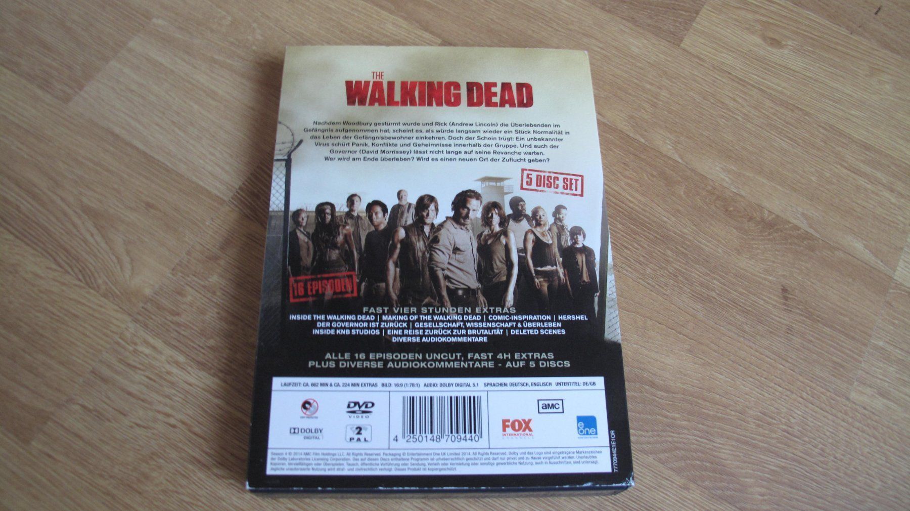 Tutti i DVDs: The Walkind Dead 4 Staffel – Usato da Berg TG venduto da Volker-Kampfgarten 1