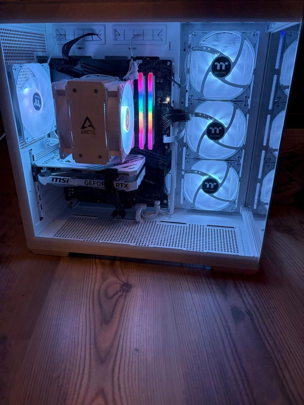 PC: Gaming PC – Usato da Ins venduto da Aebi8 1