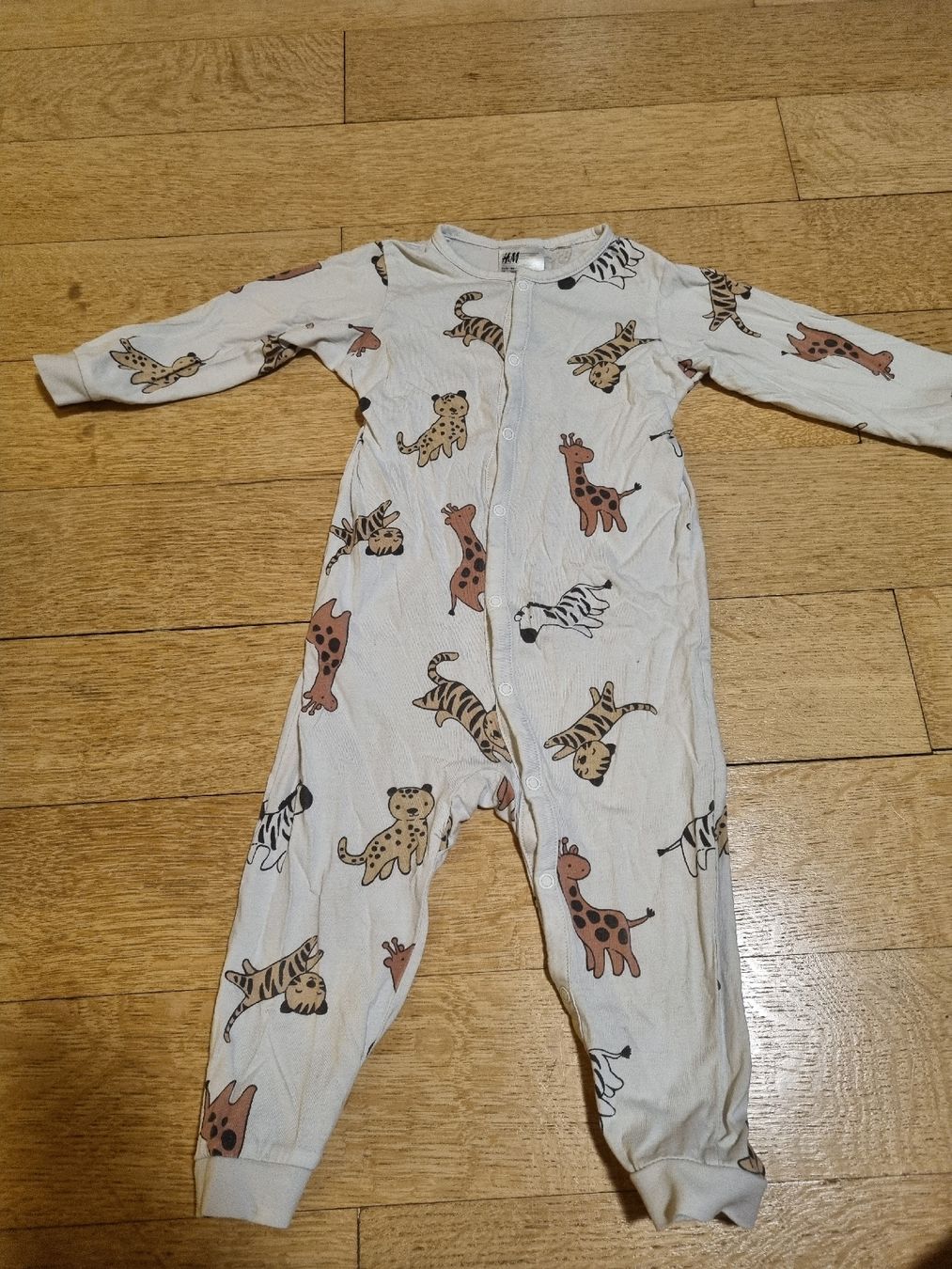 Lotti & Set di vestiti: Schönes Herbst-Mädchenkleiderpaket Gr. 86 – Usato da Chur venduto da urs_x8x8 8