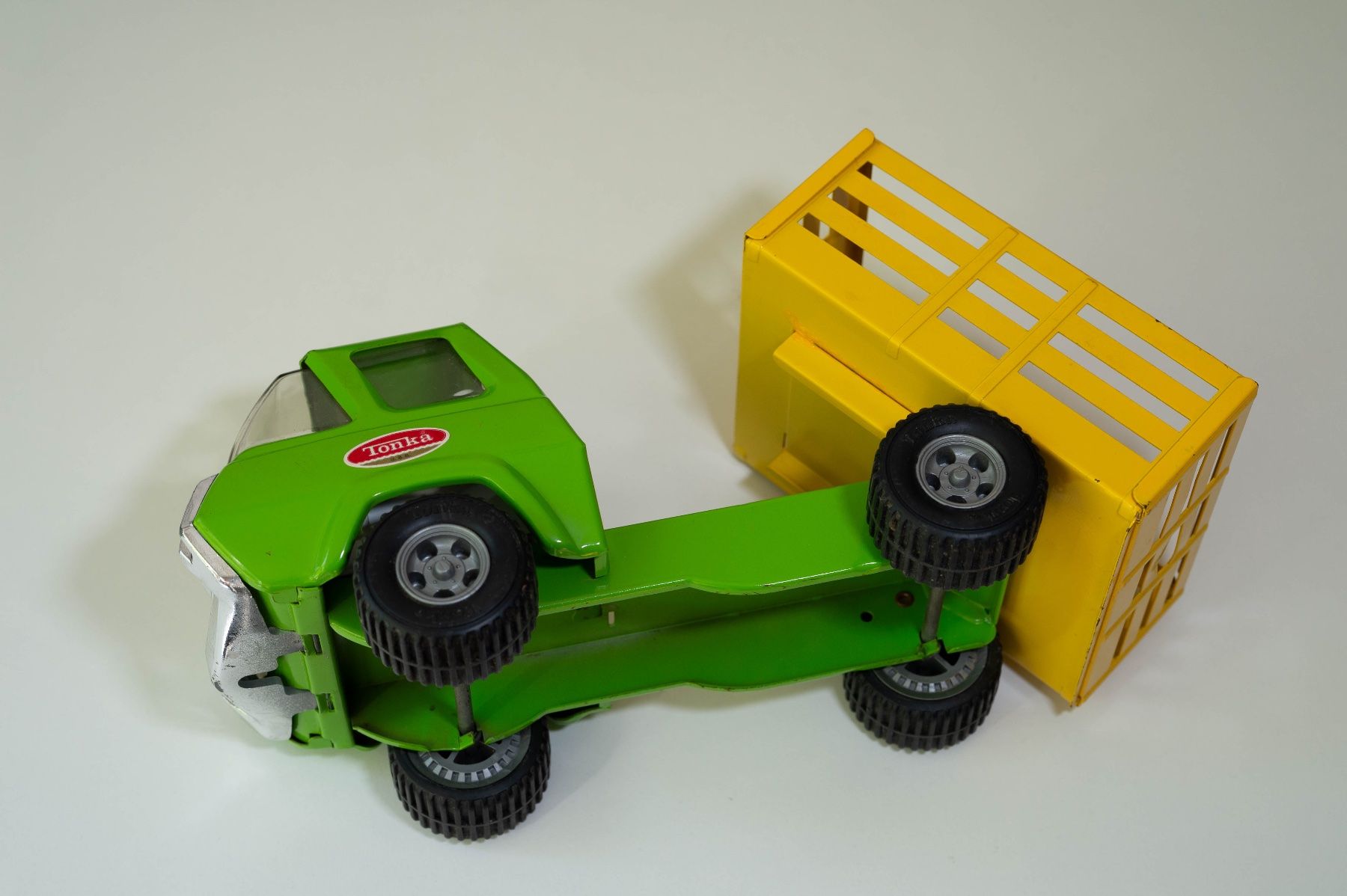Tonka Giocattoli: Tonka Kipplaster / Heuwagen – Usato da Schwerzenbach venduto da floridan 6