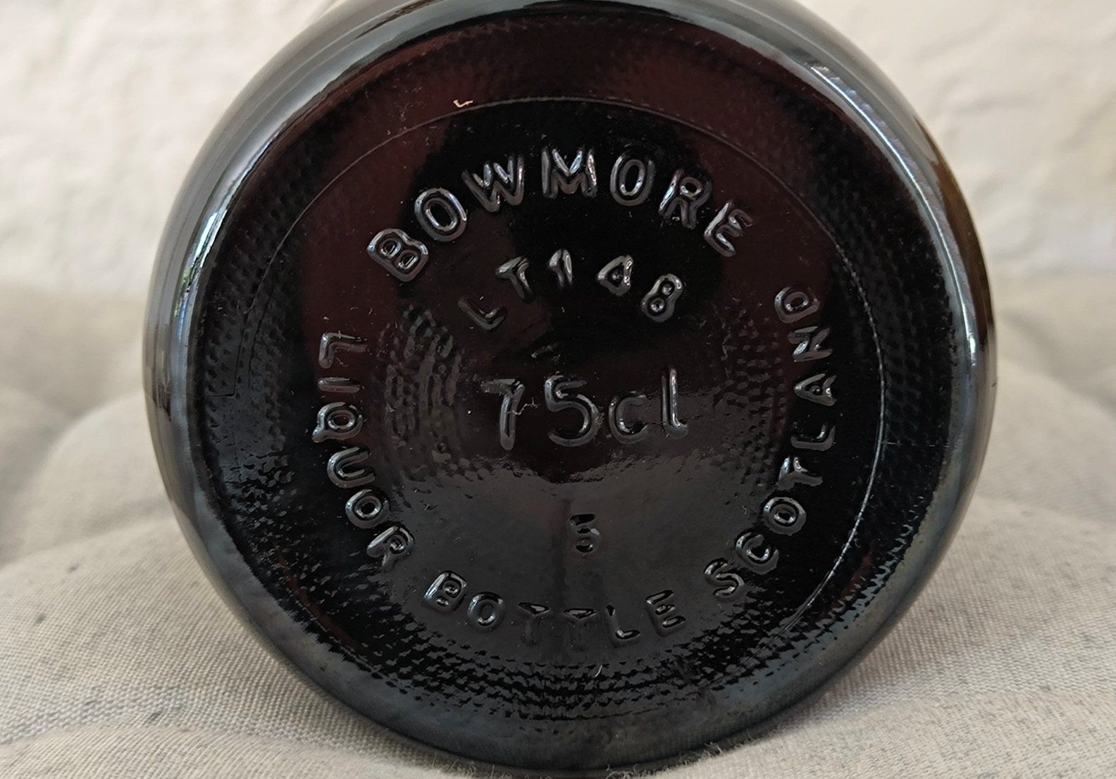 Bowmore Bevande alcoliche: Whisky Bowmore Aged 12 Years 40% 1980's – Nuovo e nell'imballaggio originale da Chamoson venduto da Franegis 5