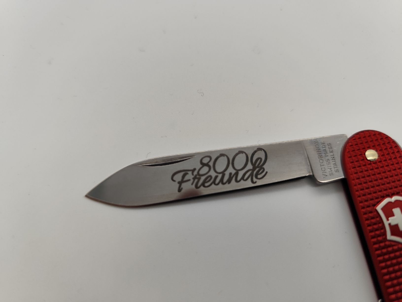 Victorinox Taschenmesser: Victorinox 8000 Freunde – Neu und originalverpackt aus Hellbühl von 30R_R30 2