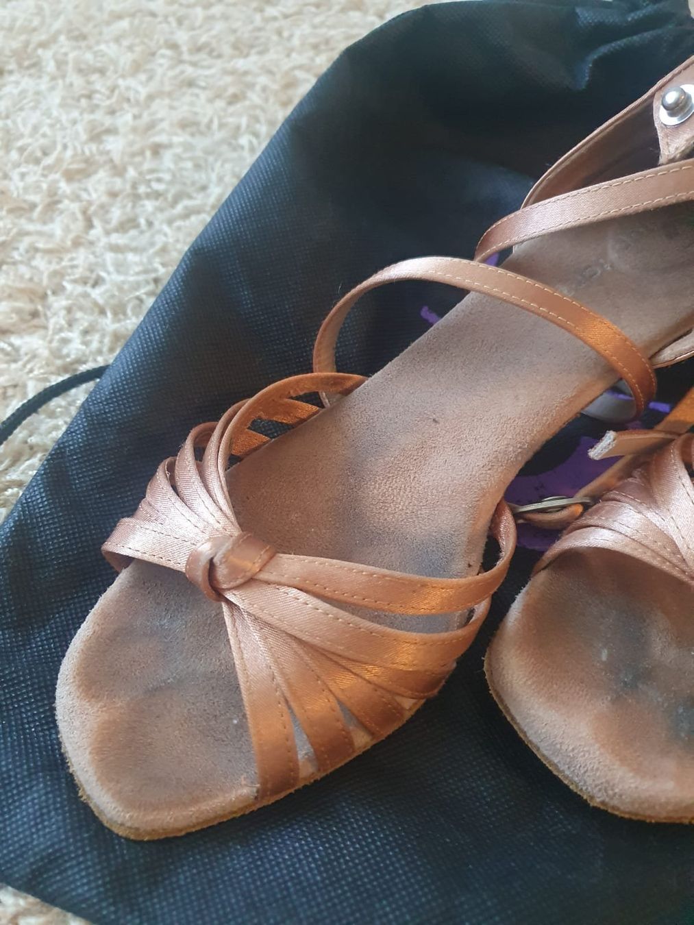 Scarpe da donna: Tanzschuhe – Nuovo (secondo la descrizione) da Urdorf venduto da jen_s7rc 1
