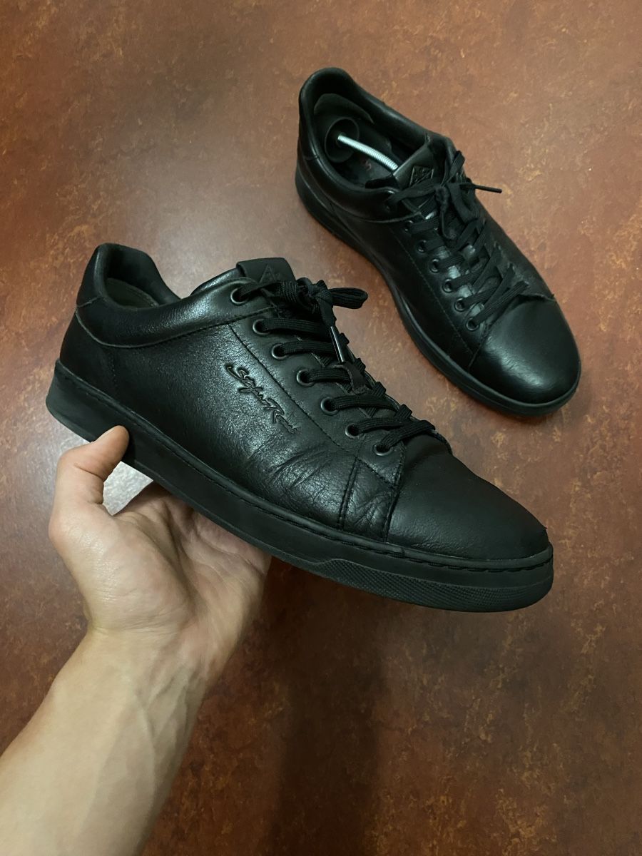 Scarpe da uomo: Black leather shoe – Usato da Zürich venduto da Royko