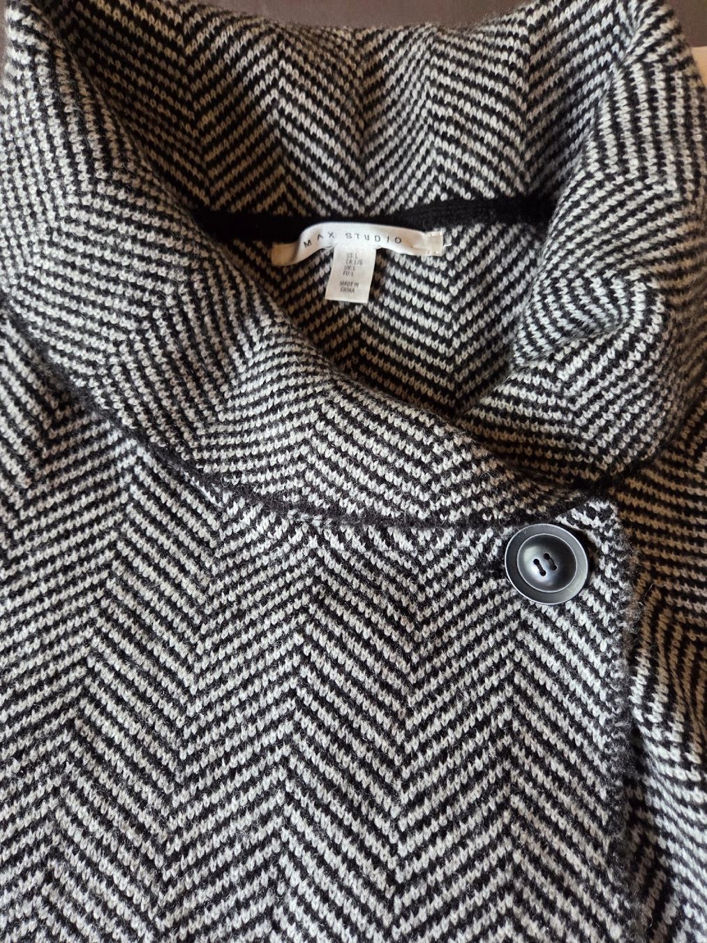 Mäntel: Max Mara Studio Strickmantel, Grösse L, Herringbone Muster – Gebraucht aus Busswil BE von Angy1974 1