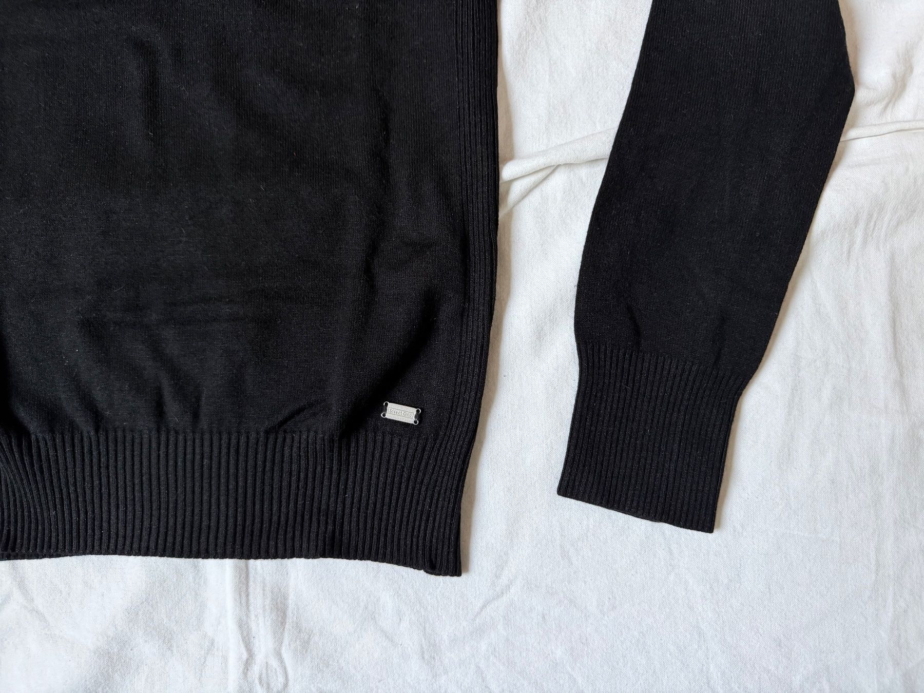 Maglioni & Felpe: Street One Feinstrick-Pullover schwarz, V-Ausschnitt, Gr. 36 – Usato da Basel venduto da Solaia28 2