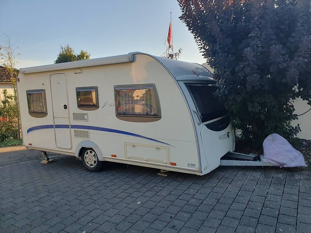 Bürstner Veicoli da campeggio: Wohnwagen Bürstner 435 TS – Usato da Reinach AG venduto da RELAMIS