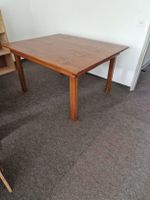 Nussbaum Holztisch 130x110x72