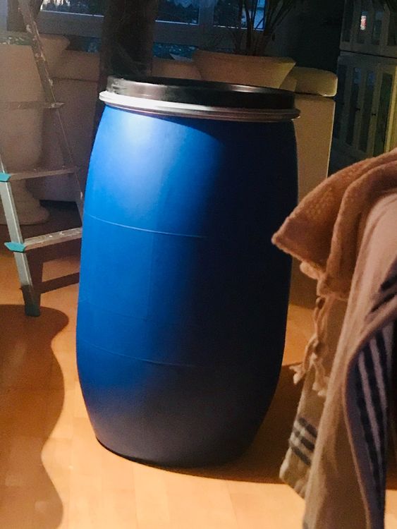 120 LITER DECKELFASS Regentonne Fass Tonne Kunststofffass Blau