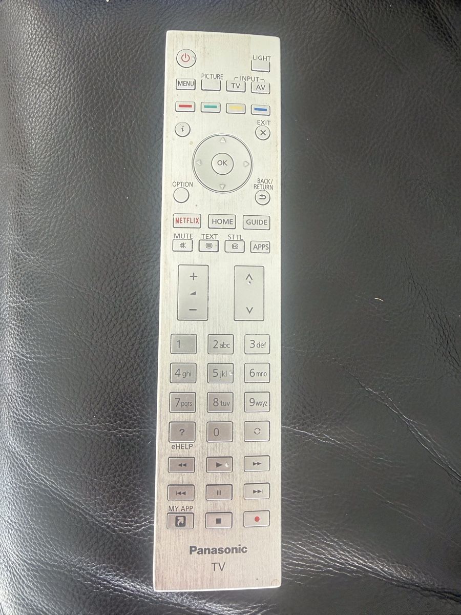 Panasonic : Panasonic OLED TX-65FZC804, 65 Zoll – Usato da Sirnach venduto da Famisa 8