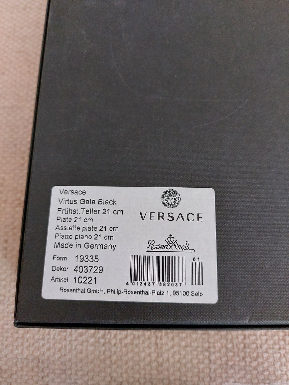 Versace Teller: Versace Virtus Gala Black Teller, 21cm, 2 Stück. Neu mit Box – Neu und originalverpackt aus Veltheim AG von gave04 3