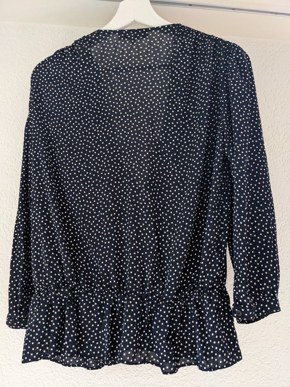Sandro Camicette: Sandro Paris Bluse gr. 2 / S mit Applikation aus Seide – Usato da Lengnau AG venduto da Nathi88 2
