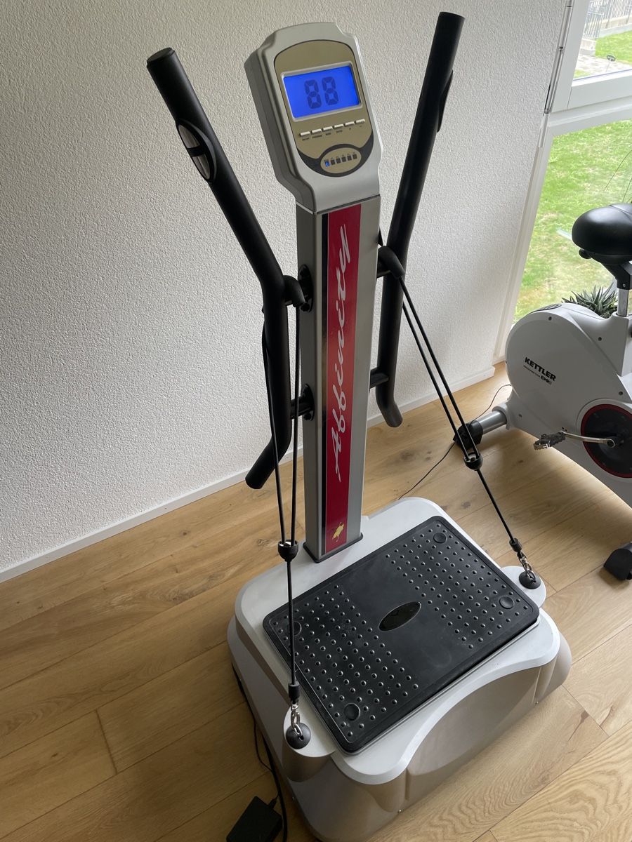 Hometrainer: Plateforme vibrante Affinity – Gebraucht aus Charmey (Gruyère) von maykeulb 2