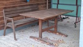 Gartentisch + Gartenbank aus massivem Holz