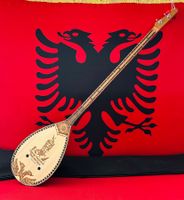 Albanisches Musikinstrument Qifteli