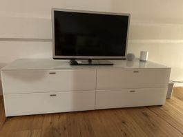 TV-Board weiss mit vier Schubladen guter Zustand
