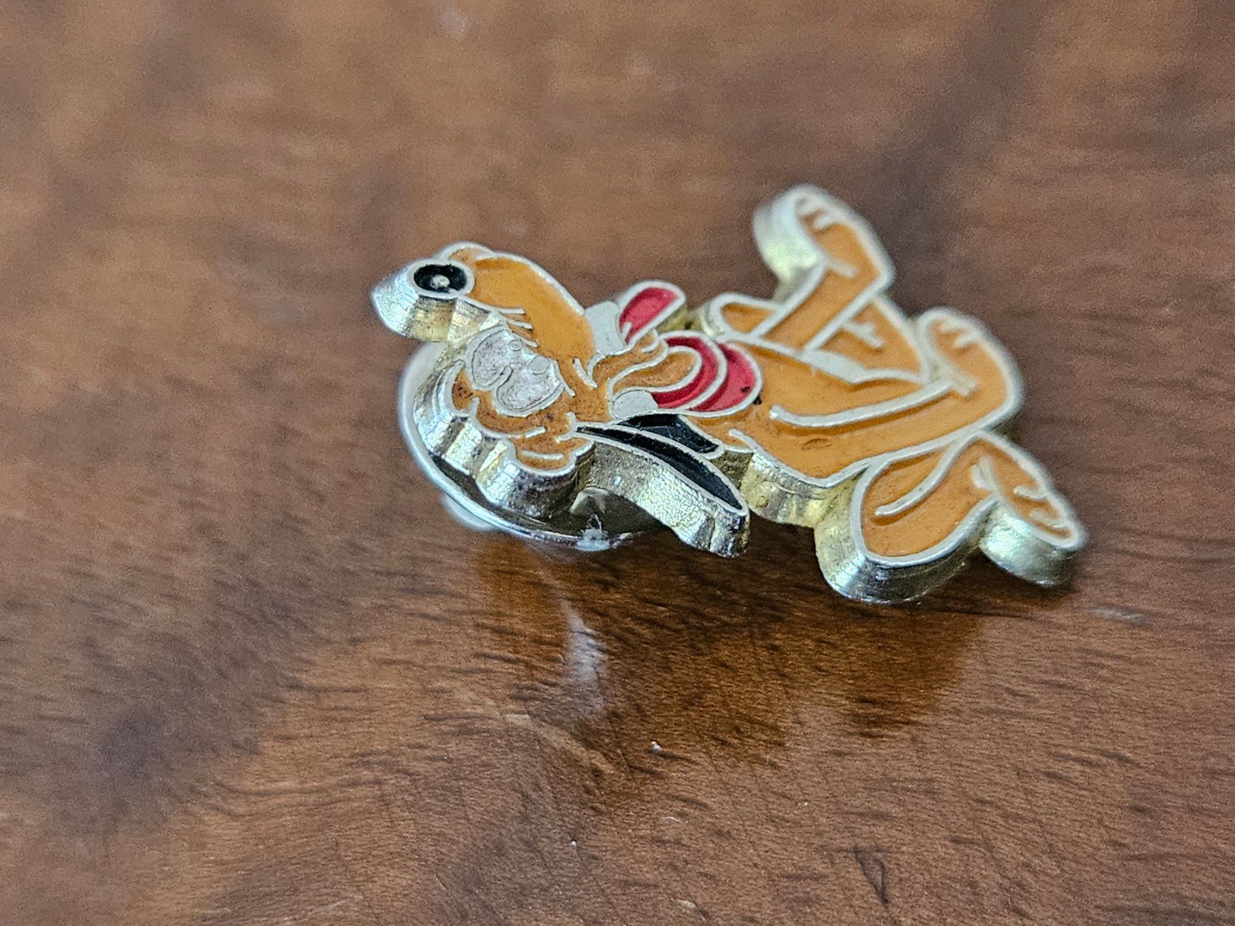 Disney Plaquettes & Badges: Disney Pluto Pin – D'occasion à Frauenfeld par Jewells-Child 3