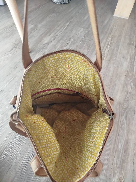 Borse da donna: Tasche, aus echtem Kalbsleder – Usato da Reichenbach im Kandertal venduto da sch_gzp5 2