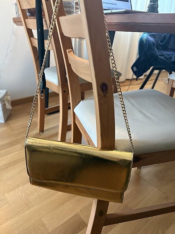 Borse da donna: Kleine Tasche – Usato da Glattbrugg venduto da BALZA. 3