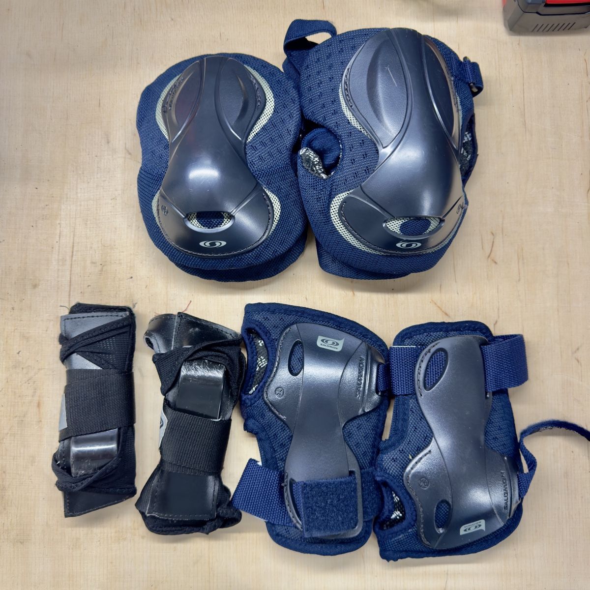 Pattini in linea & Pattini a rotelle: Inline Skates Rollerblade Grösse 44 neuwertiger Zustand – Usato da Uzwil venduto da benke36 3