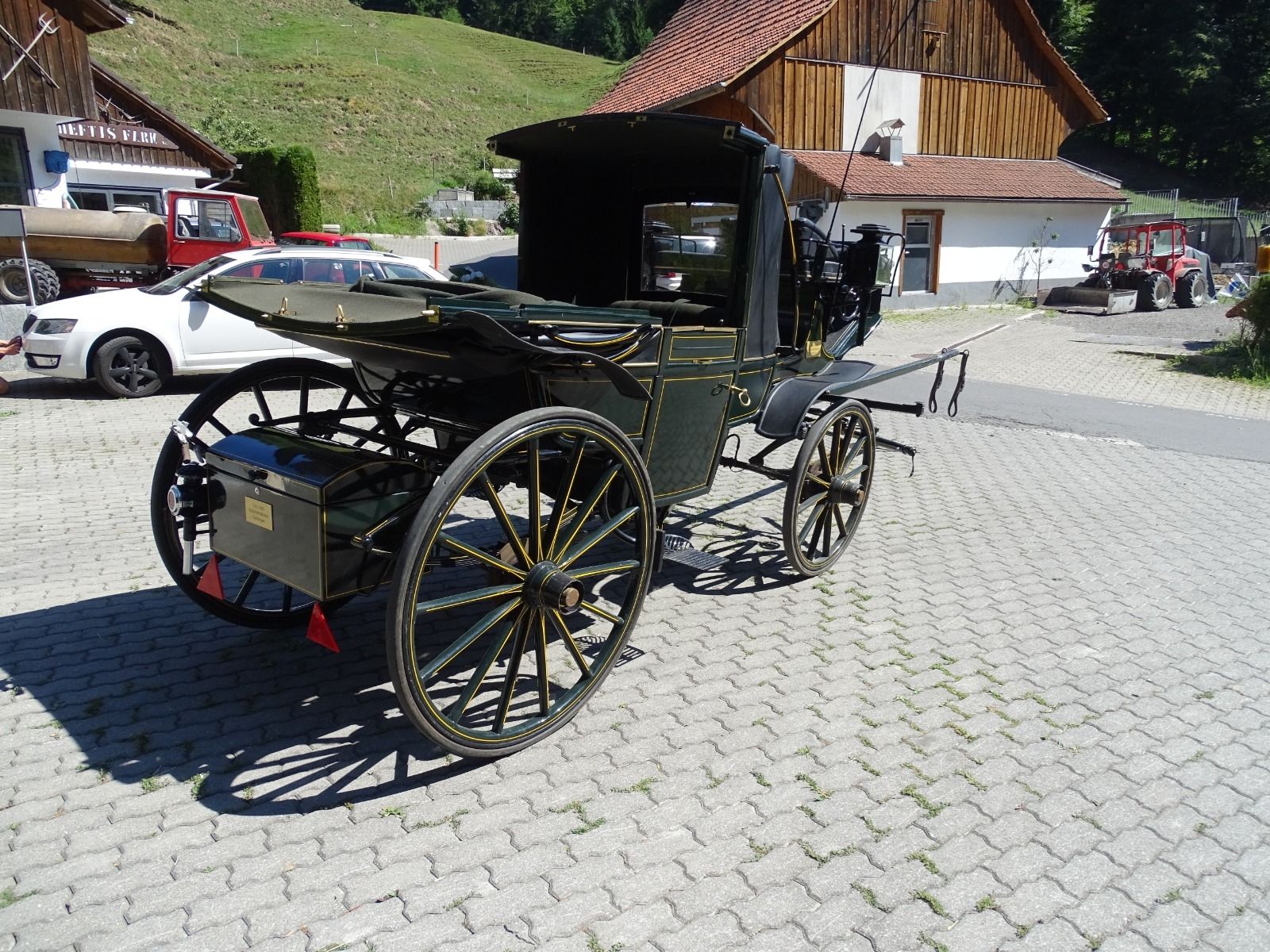 Carrozze: Pferdekutsche/ Landauer – Usato da Ernetschwil venduto da sch_xjy7