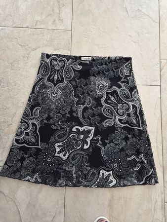 Boysens Rock schwarz/weiss mit Muster Gr. 38