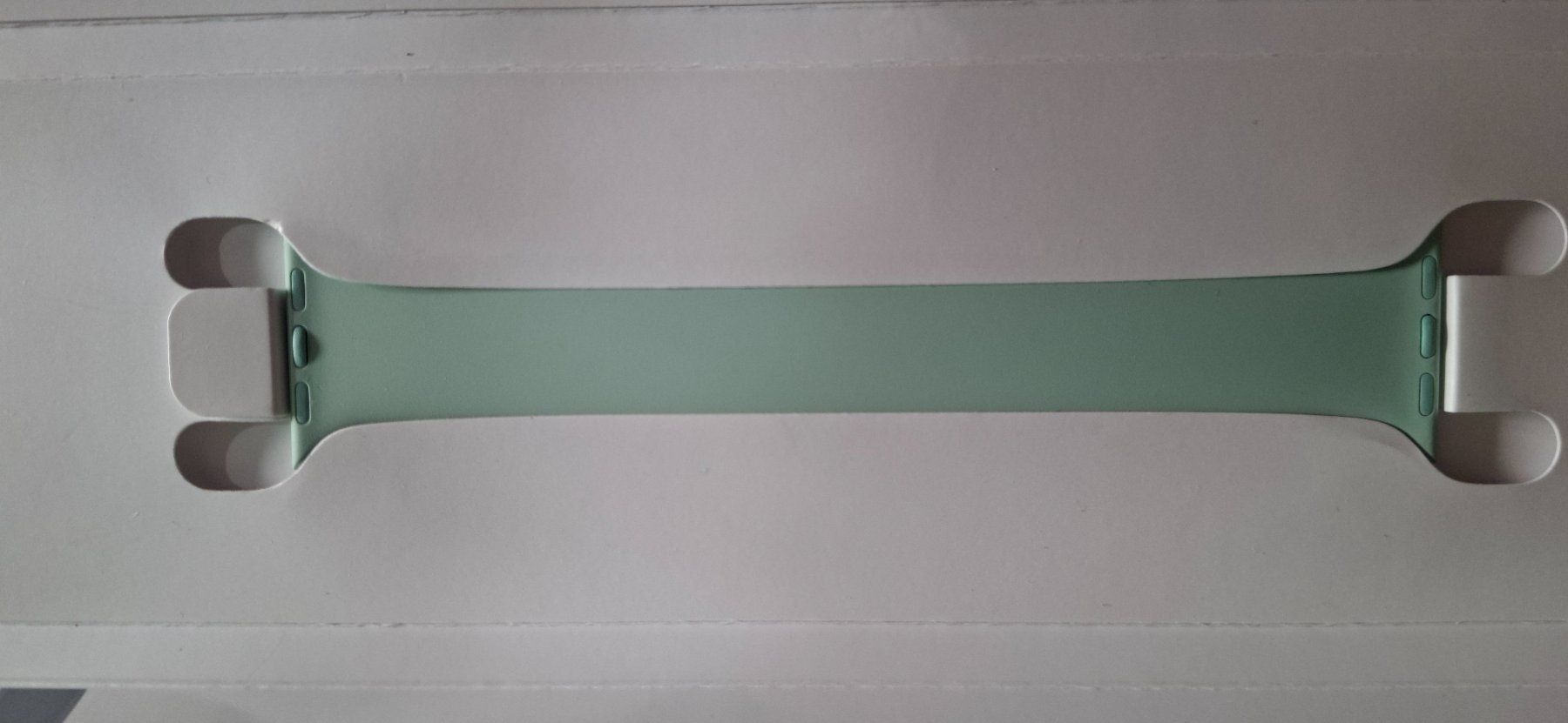Apple Bracciali & Braccialetti: Armband Solo Loop Gr. 6 – Nuovo e nell'imballaggio originale da Bern venduto da Griffs_jetzt_zue