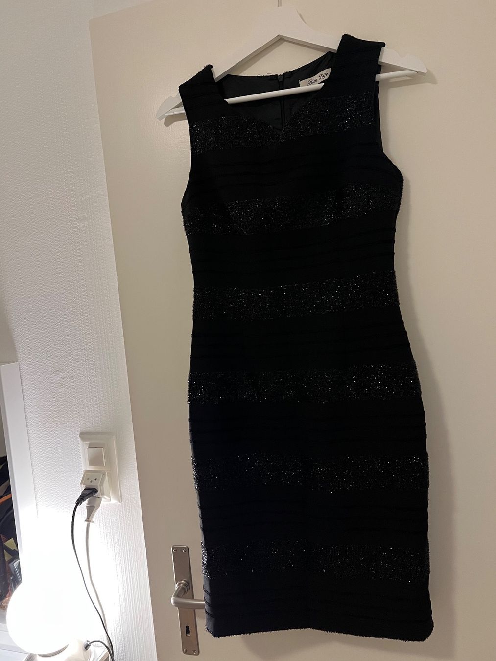 Vestiti: Abendkleid – Usato da Lengnau BE venduto da b.bulduk