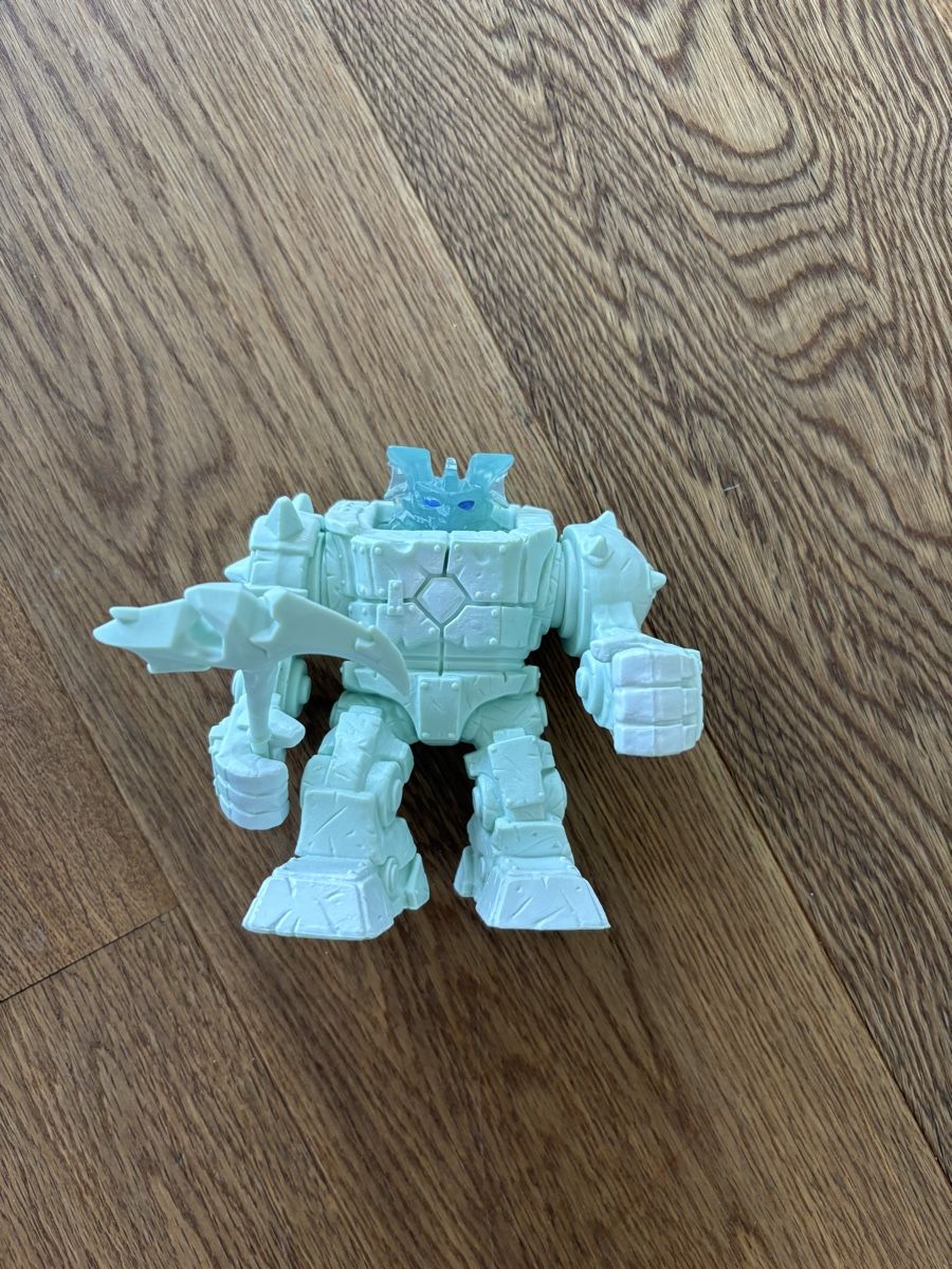 Schleich Spielzeuge: Schleich Eldrador Eis Roboter mit Waffe, Top Zustand! – Gebraucht aus Horgen von Rafnaf