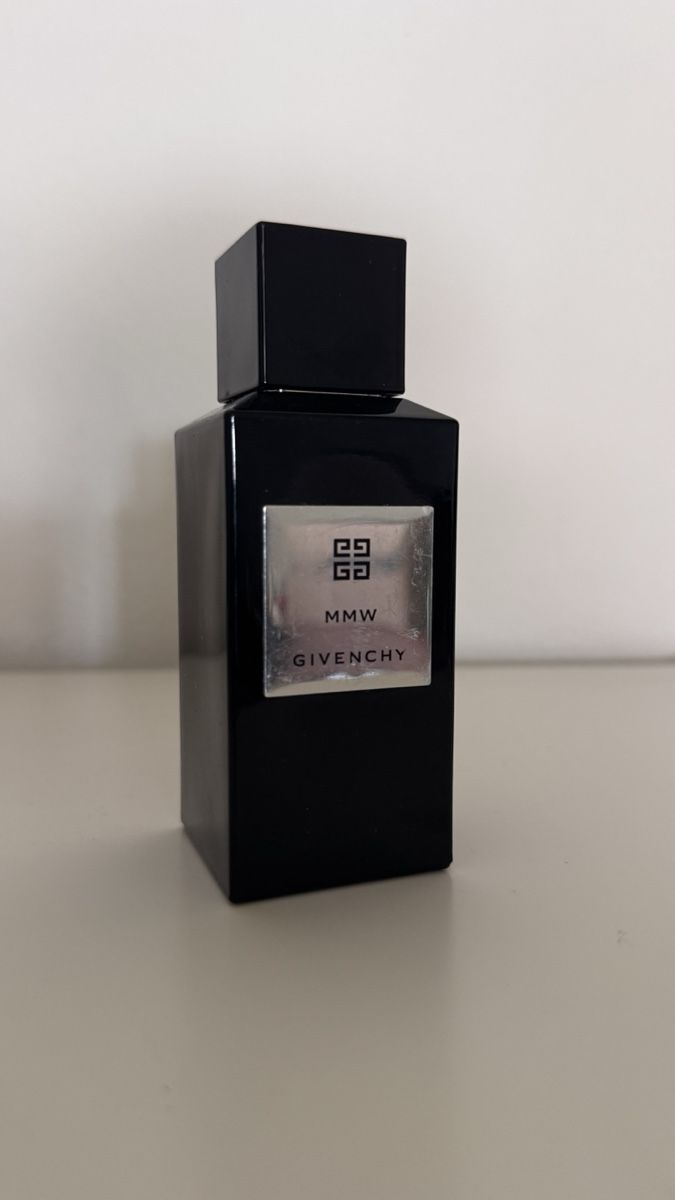 Givenchy Parfum & Eau de Toilette: Givenchy MMW Parfüm – Gebraucht aus Solothurn von GRLU