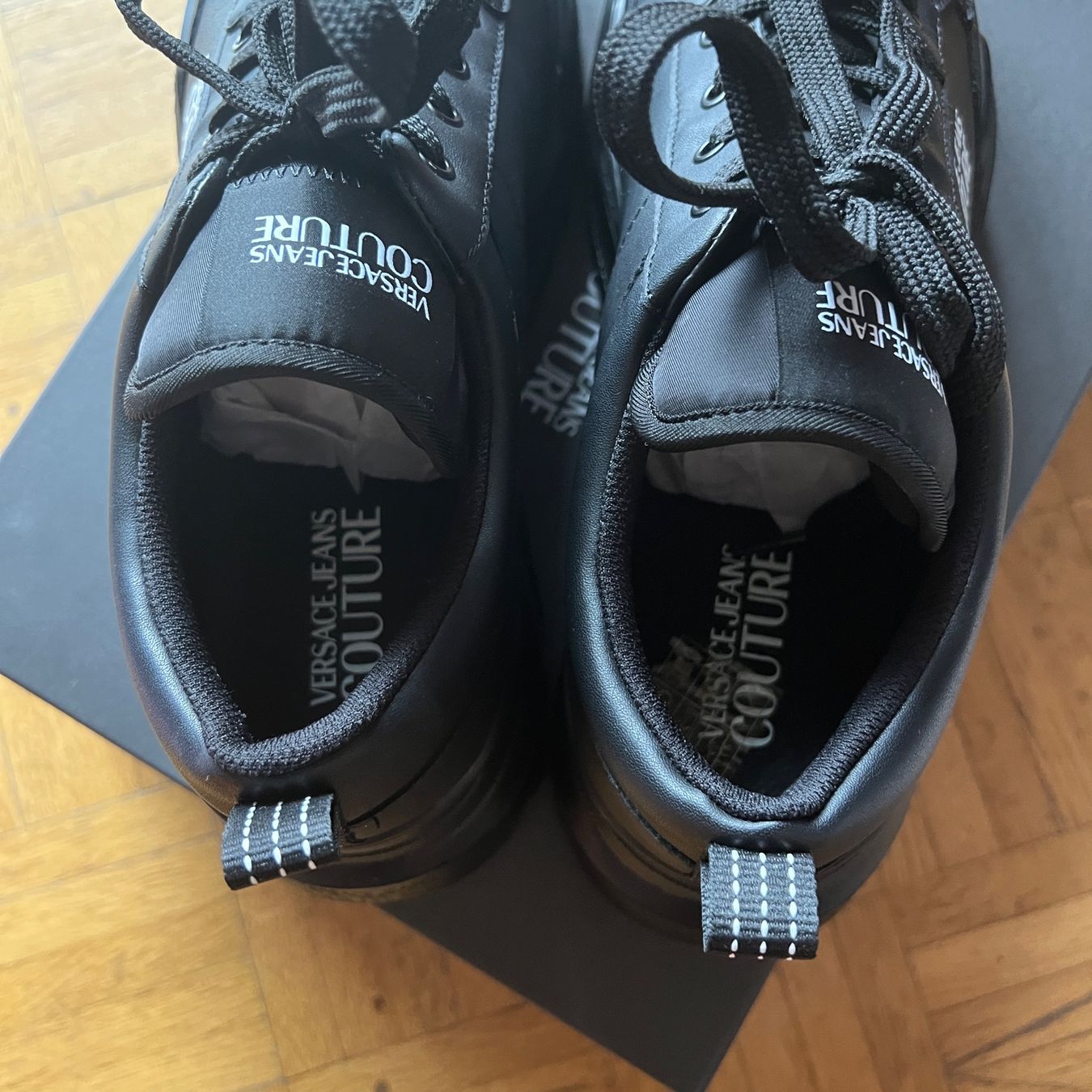 Versace Scarpe da uomo: Versace Jeans Couture sneakers – Nuovo e nell'imballaggio originale da Fribourg venduto da ariesto 2