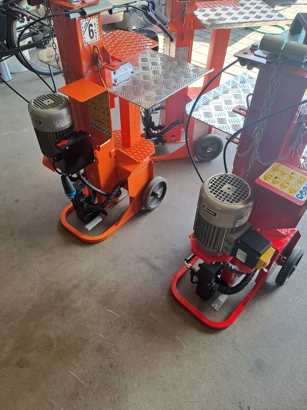 Toutes les machines: Holzspalter Husqvarna 6 Ton – D'occasion à Grossdietwil par Appaloosa 9