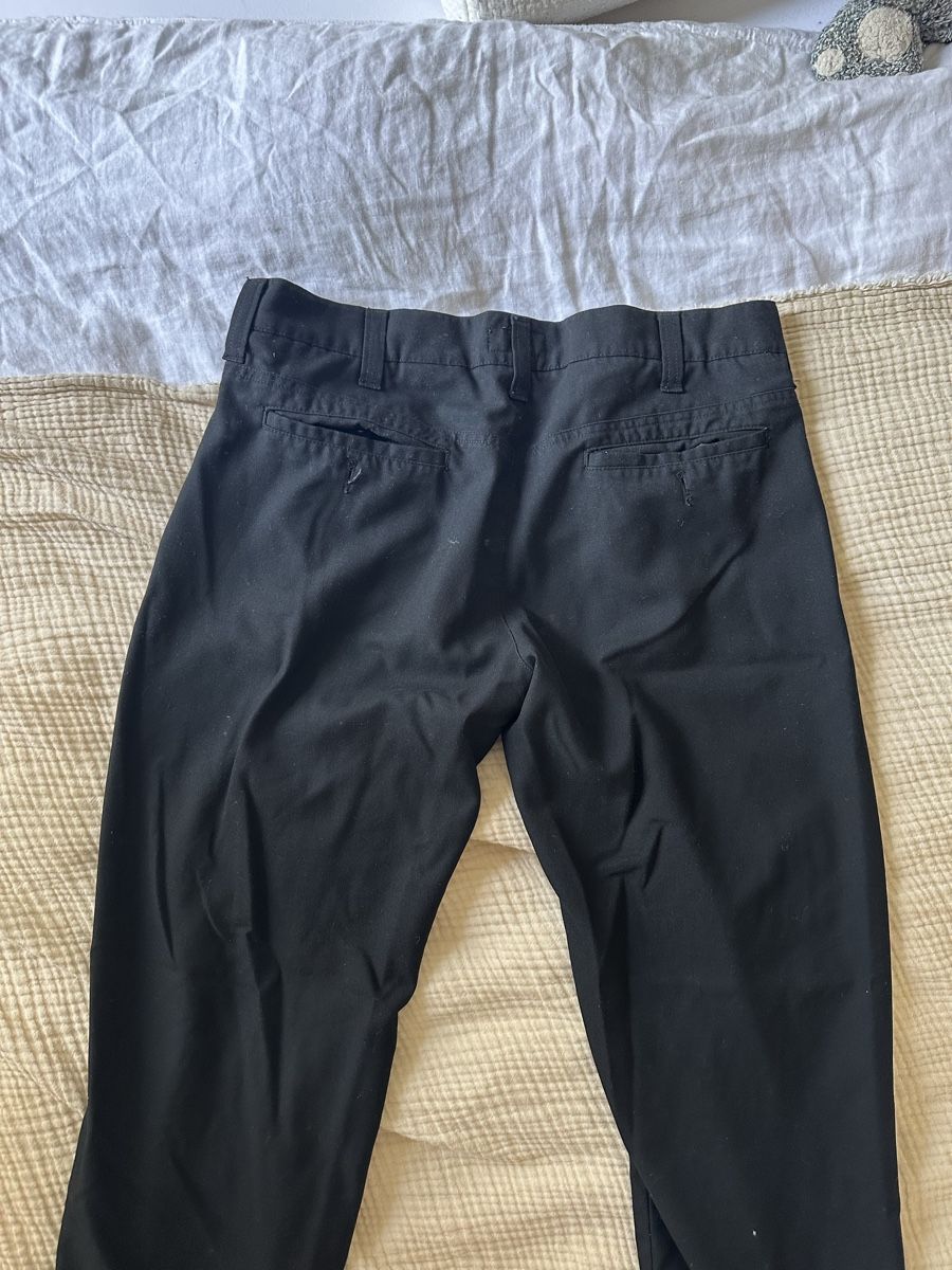 Armani Pantaloni: Armani Jeans Hose, schwarz – Usato da Chur venduto da pas_5g2r 1