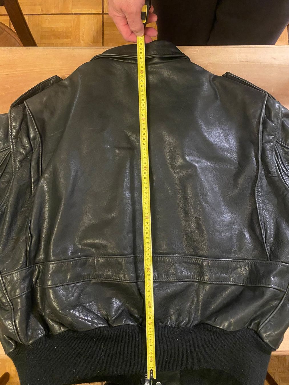 Schott Giacche: Schott A2 size 52 (L) – Usato da Lausanne venduto da Parmenide 4