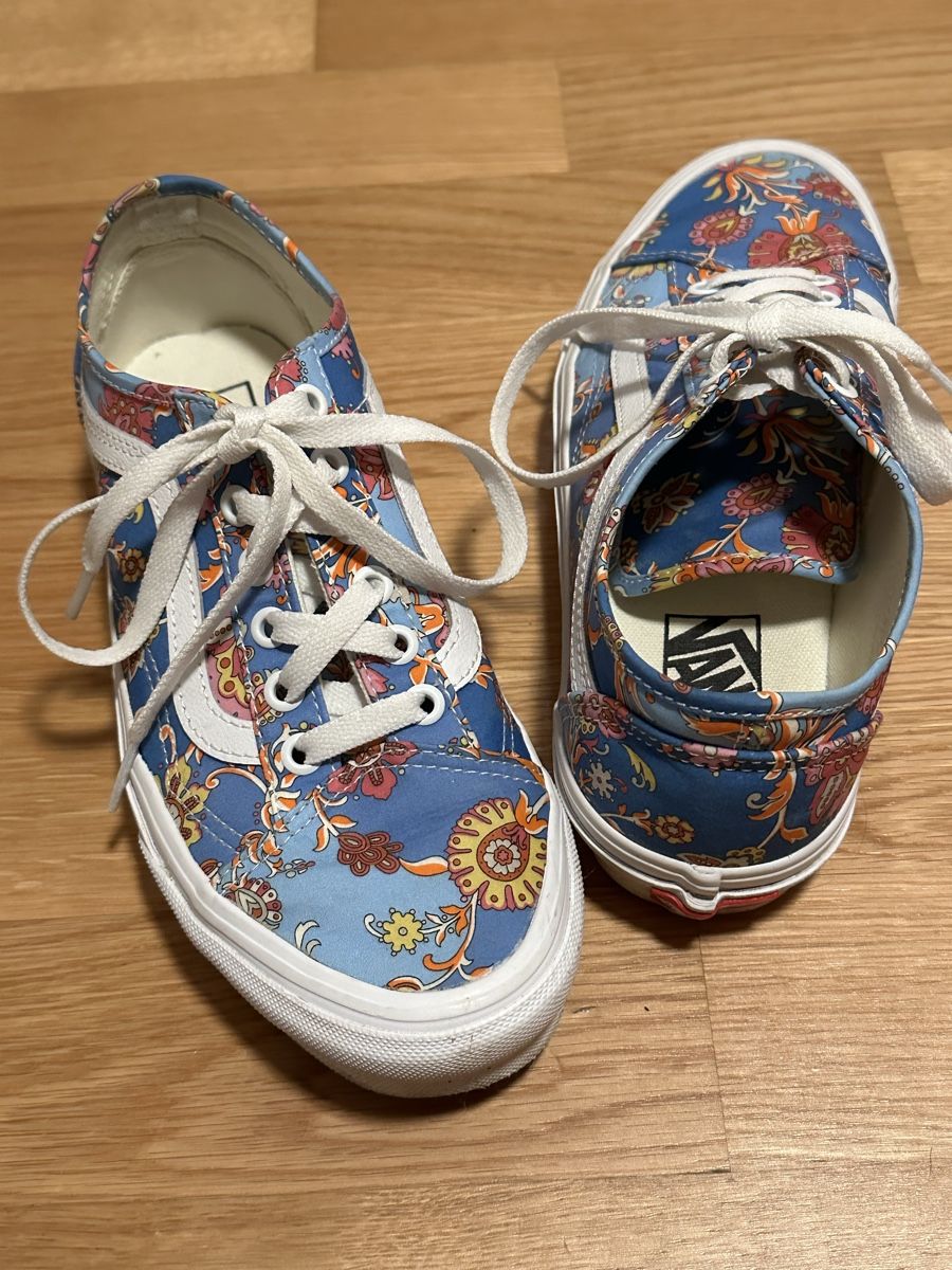 Vans Scarpe da donna: Vans Blumen Sneaker – Usato da Urdorf venduto da fairfashion 1
