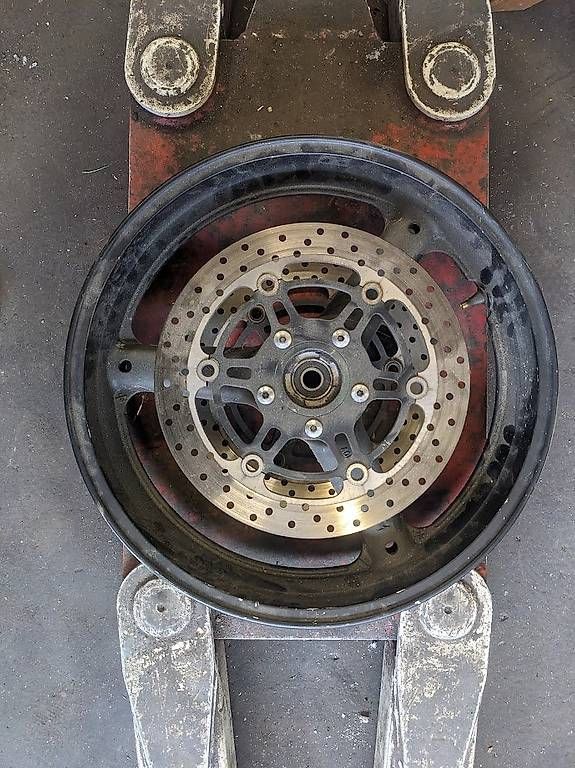 Tutti i ricambio per moto: SV 650 WVBY K3+ Bremsscheiben – Usato da Zürich venduto da leonkrass