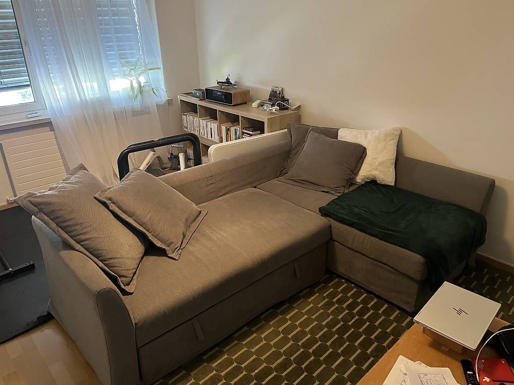 Sofas: Ikea Holsmund Sofa grau – Gebraucht aus Zürich von ZabkaMat