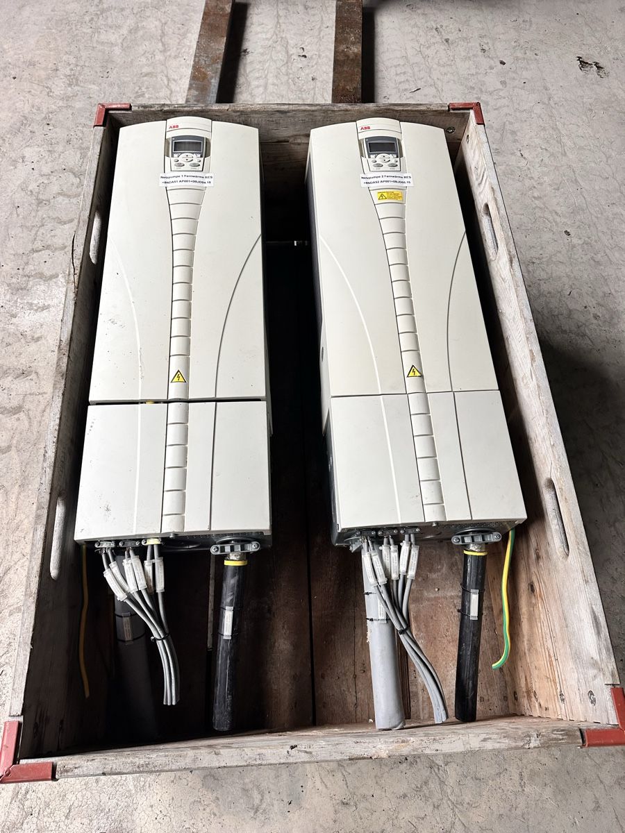 ABB Convertitori: Zwei Frequenzumrichter ABB – Usato da lyssach venduto da brax2019 1