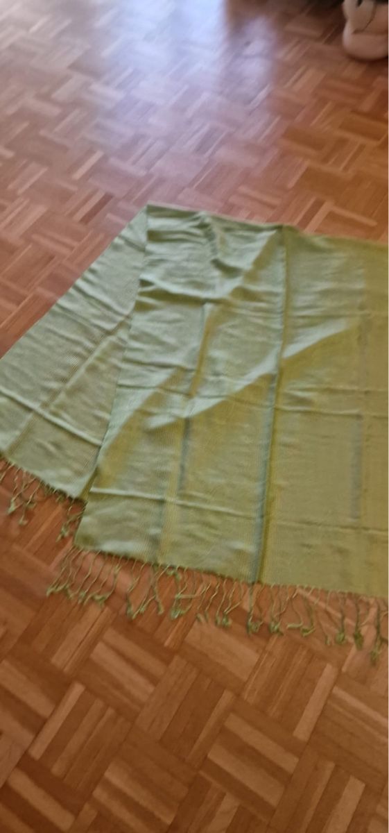 Foulard & Sciarpe: Edler Pashmina-Schal, hellgrün, neu – Usato da St. Gallen venduto da mania03 3